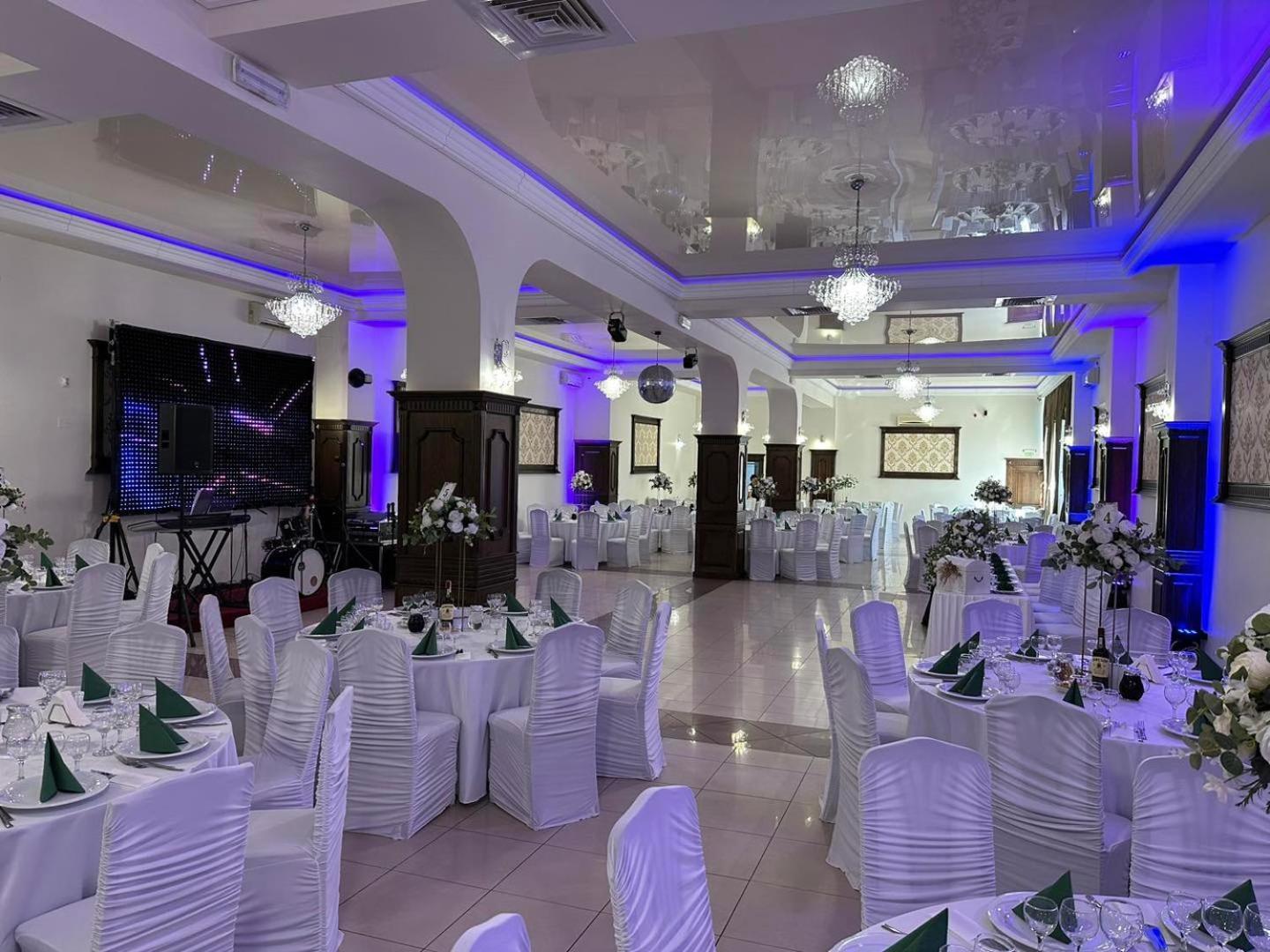 Hotel Turist Fălticeni 외부 사진