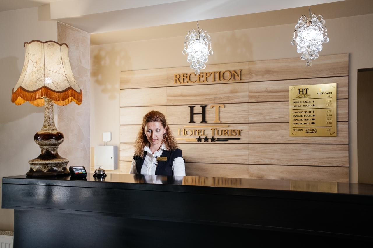 Hotel Turist Fălticeni 외부 사진